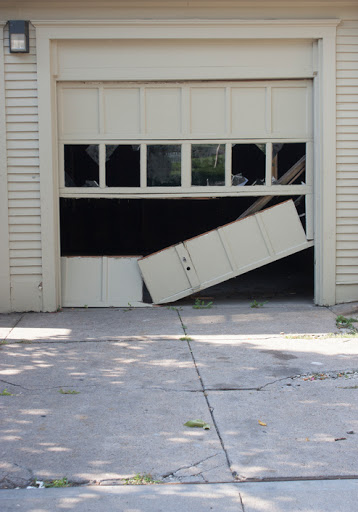 Broken Garage Door Panels