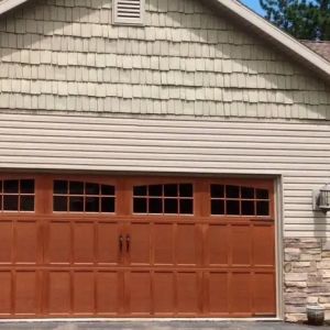 Carriage House Style Garage Doors are a new trend in the housing market